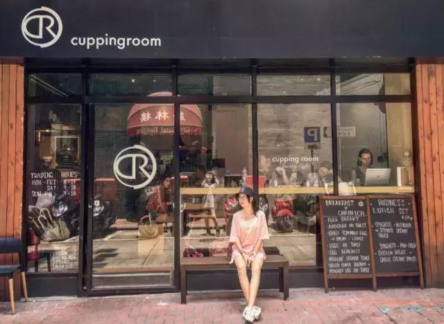 八月：奥色治郡